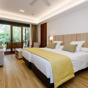 Zimmer mit zwei Einzelbetten